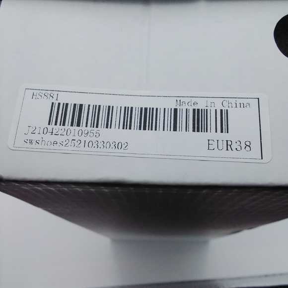 Leopard Pattern Slip On Flats - Picture 6 of 6